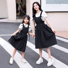 批发高端<b class='q'>亲子装</b>夏季背带裙套装洋气<b class='q'>韩版</b>夏装炸街母女装连衣裙两件套潮