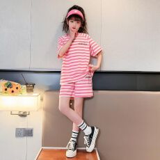 批发女<b class='q'>童</b><b class='q'>套装</b><b class='q'>夏</b>装2025新款儿<b class='q'>童</b>洋气时髦短袖T恤女孩条纹短裤两件套潮