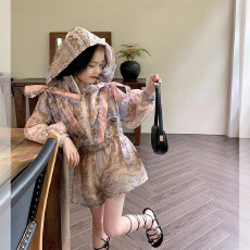 批发女<b class='q'>童</b><b class='q'>夏装</b><b class='q'>套</b>装韩版中大<b class='q'>童</b>时髦洋气长袖连帽防晒外套短裤薄款两件套