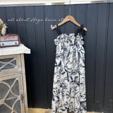 批发<b class='q'>女童</b>连<b class='q'>衣裙</b>夏装儿童吊带裙子2025新款夏季中大童时髦法式公主裙子