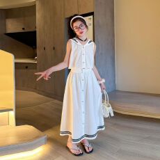 批发女童<b class='q'>套装</b>夏季2026新款<b class='q'>休闲</b>风女大童海军领上衣百搭半身裙两件套潮