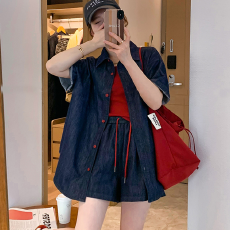 批发复古甜辣风牛仔衬衫短裤两件套女<b class='q'>春</b>夏宽松休闲套装