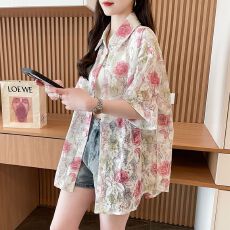 批发实拍 短袖衬衫女<b class='q'>大码</b>胖mm防晒外套碎花衬衣