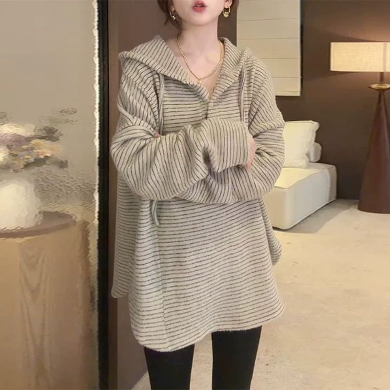 BY36864# 兔绒面料秋冬加厚宽松慵懒风条纹卫衣  服裝批發女裝批發服飾貨源