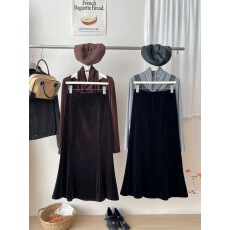 批发法式复古金丝绒鱼尾半身裙女秋<b class='q'>冬</b>高级感洋气质包臀显瘦百搭a字裙