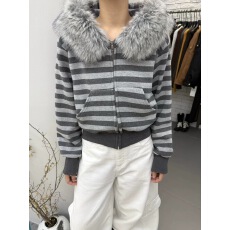 批发2025冬季新款韩版宽松<b class='q'>显瘦</b>百搭条纹连帽加绒卫衣外套女短款上衣