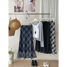 批发日韩系复古格纹网纱鱼尾<b class='q'>半身</b>裙女春夏小波点洋气质<b class='q'>包臀</b>a字<b class='q'>长裙</b>子