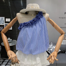 批发<b class='q'>韩版</b>气质度假风复古竖条纹立体花朵设计感百搭洋气减龄无袖上衣女