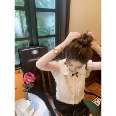 批发法式浪漫风蕾丝飞飞袖衬衫女2026夏季新款设计感蝴蝶结荷叶边上衣