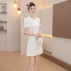 批发2026年夏季新款时尚气质圆领短裙甜美<b class='q'>可爱</b>收腰设计感短袖<b class='q'>连衣裙</b>女