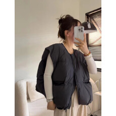 批发韩版小南瓜棉服马甲女圆领短款休闲宽松小个子面包服无袖坎肩背心