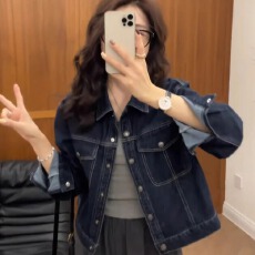 批发2026秋<b class='q'>冬</b>新款短款单排扣透气上衣春季春秋短外套翻领女复古休闲