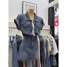 批发<b class='q'>欧洲站</b>复古时尚单排扣牛仔连衣裙女夏季<b class='q'>新款</b>收腰显瘦气质包臀