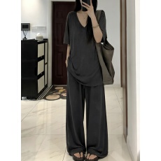 批发大码女<b class='q'>装</b>微胖mm复古日系垂感深灰V领<b class='q'>T</b><b class='q'>恤</b>叠穿休闲<b class='q'>裤</b>两件
