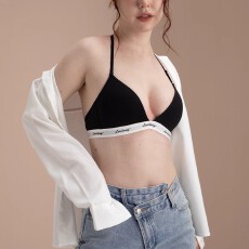 批发女士<b class='q'>文胸</b>法式性感三角杯运动字母内衣套装无钢圈聚拢美背