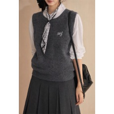 批发胖MM秋季学院风针织马甲女宽松显瘦内搭外穿圆领无袖毛衣马甲背心