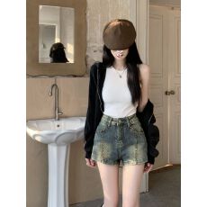 批发美式辣妹铆钉牛仔短裤女装夏季2025新款高腰宽松阔腿<b class='q'>热裤</b>直筒裤子