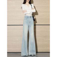 批发美式复古浅蓝色烫钻高腰辣妹显瘦百搭<b class='q'>微喇</b><b class='q'>牛仔裤</b>女2026春夏季新款