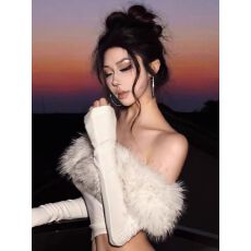 批发性感辣妹套装女秋季设计感一字肩毛领长袖上衣<b class='q'>白色</b>包臀半身短裙子