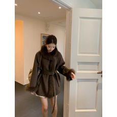 批发2026秋冬新款<b class='q'>双面</b><b class='q'>羊绒</b><b class='q'>大衣</b>女短款俄罗斯外贸时尚甜美系带毛呢外套