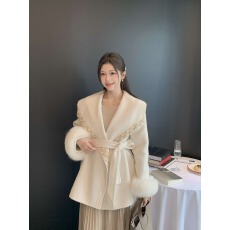 批发2026秋冬新款<b class='q'>双面</b><b class='q'>羊绒</b><b class='q'>大衣</b>女短款日本外贸甜美百搭设计羊毛呢外套