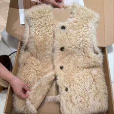 批发秋冬季<b class='q'>新款</b>仿羊羔毛慵懒风马甲皮草外套托斯卡纳坎肩毛毛保暖<b class='q'>背心</b>