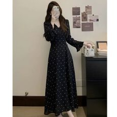 批发法式气质轻奢感温柔仙仙高雅黑v领波点长袖<b class='q'>连衣裙</b>修身显瘦<b class='q'>长裙</b>ins