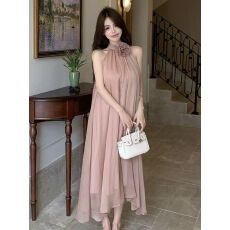 批发设计感宽松花朵挂脖无袖连衣裙仙女<b class='q'>夏</b>季温柔风法式露肩裙子长裙潮