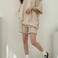 批发<b class='q'>韩版</b><b class='q'>运动服</b>套装女夏季新款短袖短裤校园风可爱少女跑步两件