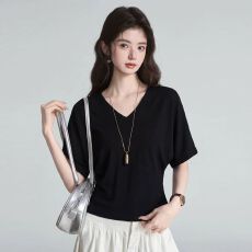 批发人棉面料#黑色<b class='q'>蝙蝠</b>袖V领短袖T恤女2026夏修身百搭休闲薄款上衣