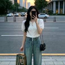 批发法式温柔风蕾丝花边系带<b class='q'>短袖</b>加内里衬衫女夏韩系甜美显V领上衣