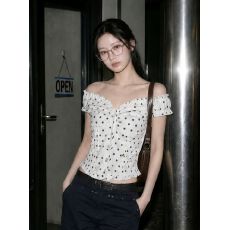 批发韩系穿搭泡泡袖波点短袖<b class='q'>衬衫</b>女夏季<b class='q'>修身</b>显瘦设计感小众一字肩上衣