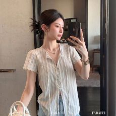 批发原版面料法式小众独特漂亮绝美<b class='q'>条纹</b>短袖上衣女夏季<b class='q'>衬衫</b>小衫韩系