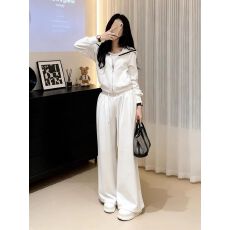 批发2026超火穿搭一整套<b class='q'>春</b>秋宽松休闲连帽卫衣阔腿裤两件套女#934