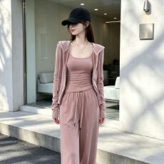批发高级感老钱风<b class='q'>春</b>秋时尚休闲套装女连帽卫衣吊带长裤三件套