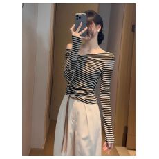 批发<b class='q'>羊绒</b>露肩小心机长袖打底衫女春装秋冬chic斜领条纹上衣不规则撞色