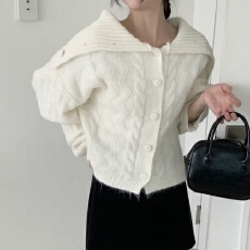 批发已出货 韩国chic麻花高领<b class='q'>毛衣</b>外套女加绒加厚羊毛短款针织开衫