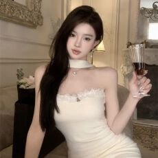 批发抹胸高腰褶皱显瘦荷叶边包臀裙秋季修身纯欲风小众甜辣感连衣裙