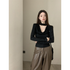 批发镂空挂脖荡荡领长袖<b class='q'>T</b><b class='q'>恤</b>女秋冬白色修身内搭打底衫温柔纯欲风上衣