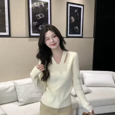 源头工厂2025冬新款纯欲坑条V领镂空针织衫女修身显瘦打底衫毛衣