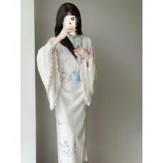 批发少女改良气质高端年轻款<b class='q'>连衣裙</b>修身新中式秋冬