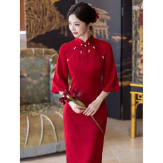 批发红色旗袍敬酒服新娘新中式婚服改良年轻秋<b class='q'>冬</b>倒大袖结婚订婚礼服裙