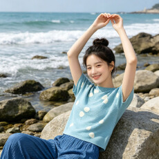 批发三宅风褶皱上衣<b class='q'>女装</b>短袖衣服高级感正肩女t恤设计感大码<b class='q'>女装</b>9662