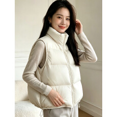 批发泡芙羽绒<b class='q'>马甲女</b>新款无袖短款冬季羽绒服坎肩立领马夹背心平湖3330