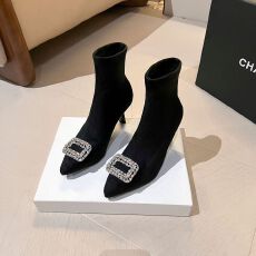 批发2025新款秋冬不累脚瘦瘦靴女细跟尖头秋冬新款绒面时装袜靴水钻