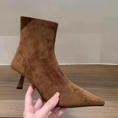 实拍高跟尖头棕色绒面瘦瘦靴短靴女2025年秋冬季加绒法式小跟踝靴