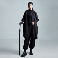 批发实拍秋冬加厚中长款收腰系带外套暗黑系宽松<b class='q'>女装</b>大码风衣黑色潮牌