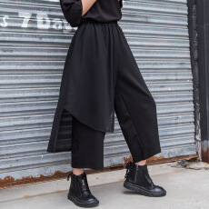 批发实拍夏季薄款阔腿<b class='q'>裤</b><b class='q'>雪纺</b>拼接女<b class='q'>裤</b>休闲<b class='q'>裤</b>不对称<b class='q'>裤</b>裙简约九分<b class='q'>裤</b>子潮