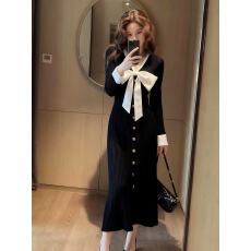 批发小香风金属扣针织<b class='q'>连衣裙</b>女秋冬新款法式优雅a字修身长裙子