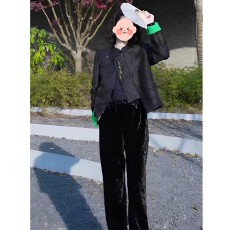 批发早秋今年流行高级感国潮风新中式国风黑色小香风小西装短外套女装